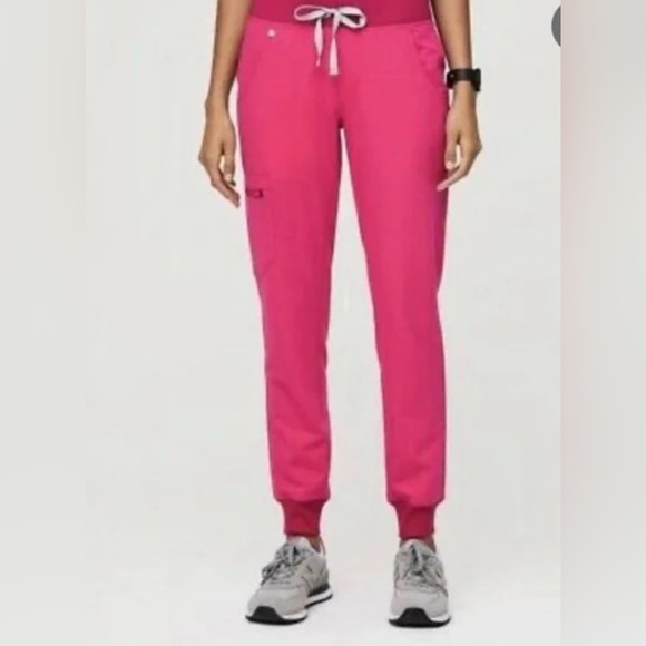 Figs Pants - Figs Women’s Shocking Pink Zamora Jogger Scrub Pants XXS